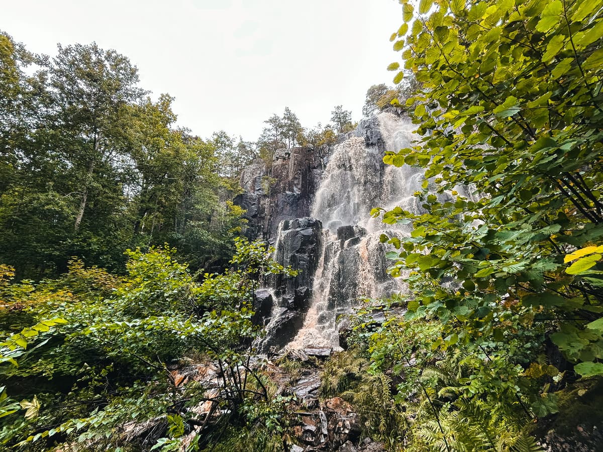Var Inne Waterfall Daymaker | Swedish hidden waterfall near Vänern Lake