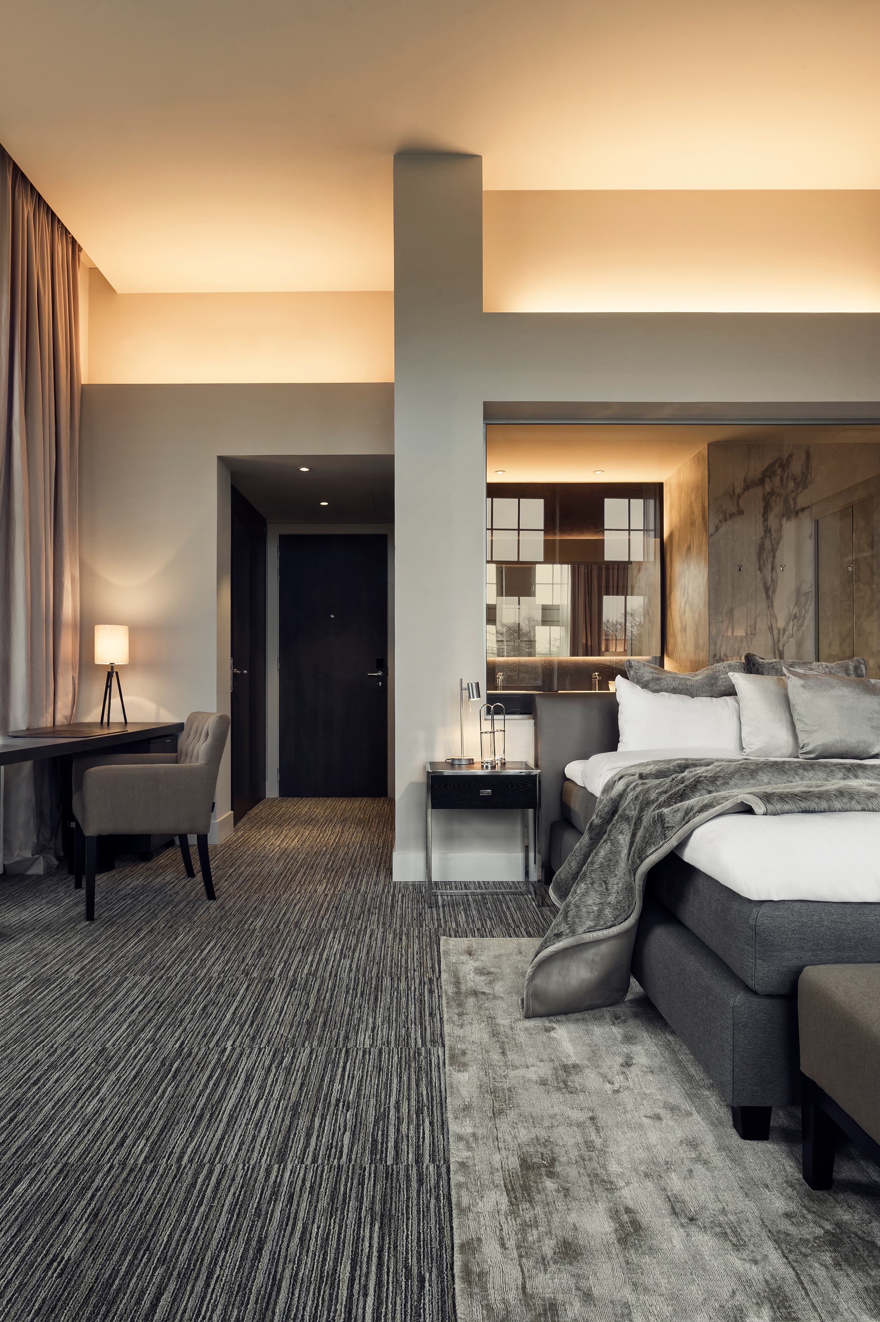 Shopping pleasure and water fun