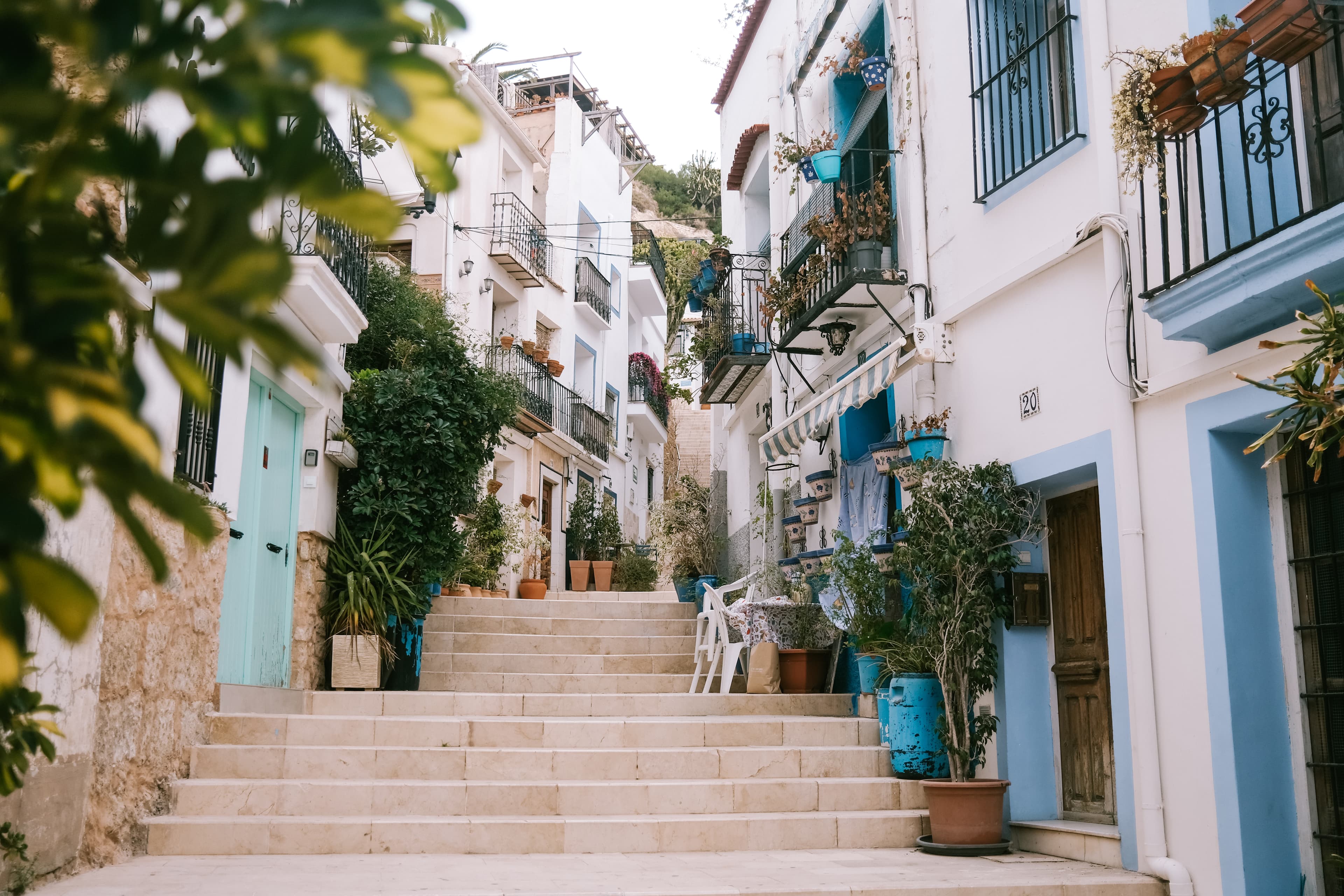 Ontdekking van El Barrio de Santa Cruz en met de tram naar Benidorm