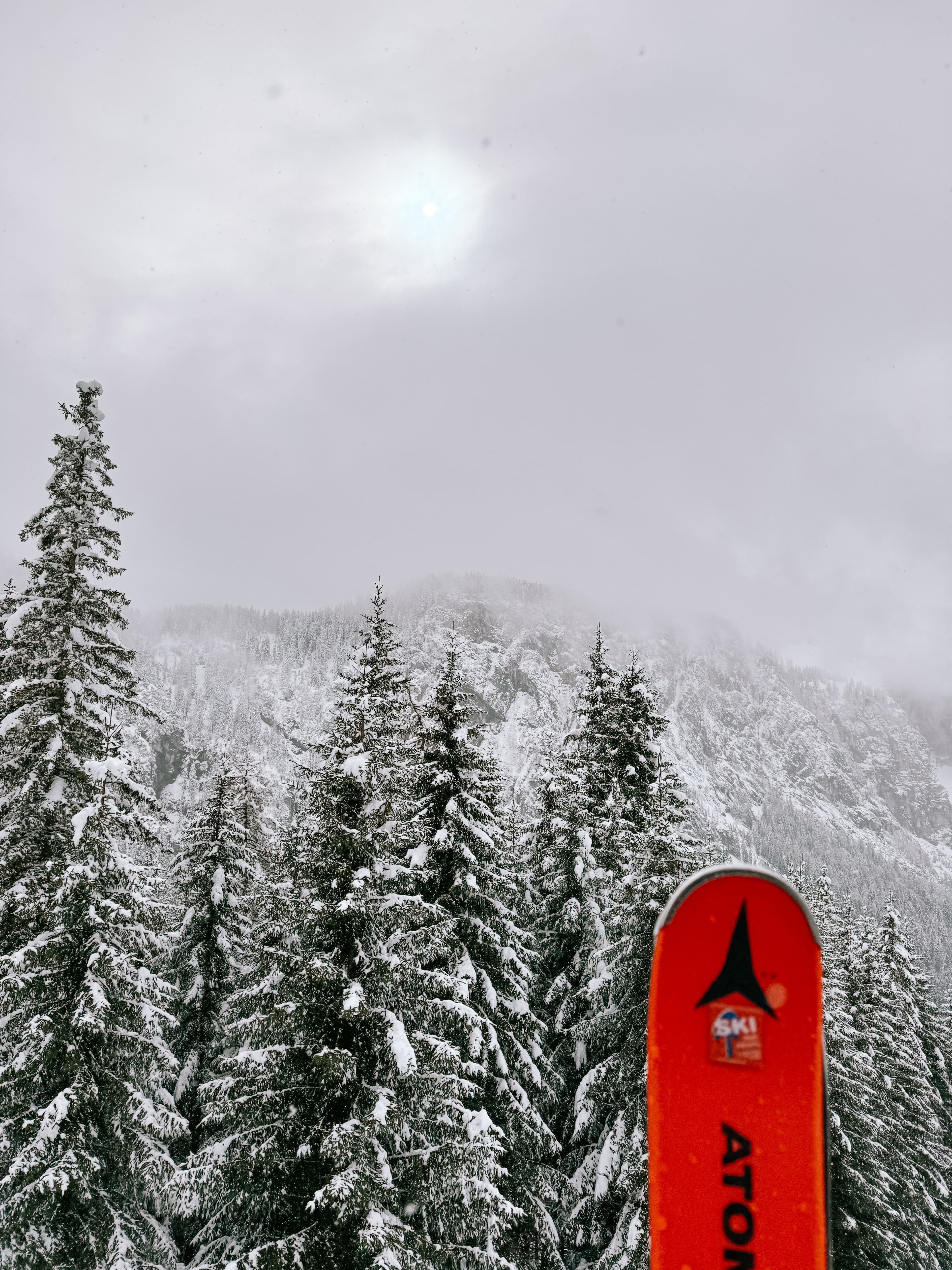 Skiing in the Erwahler mountains