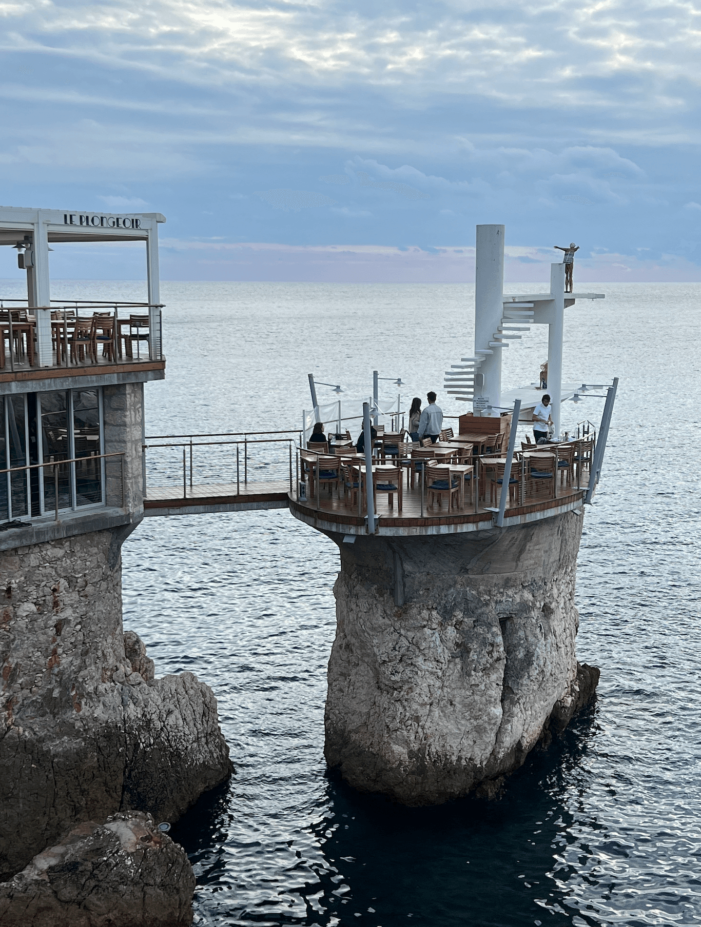 Déjeuner ou dîner au Le Plongeoir