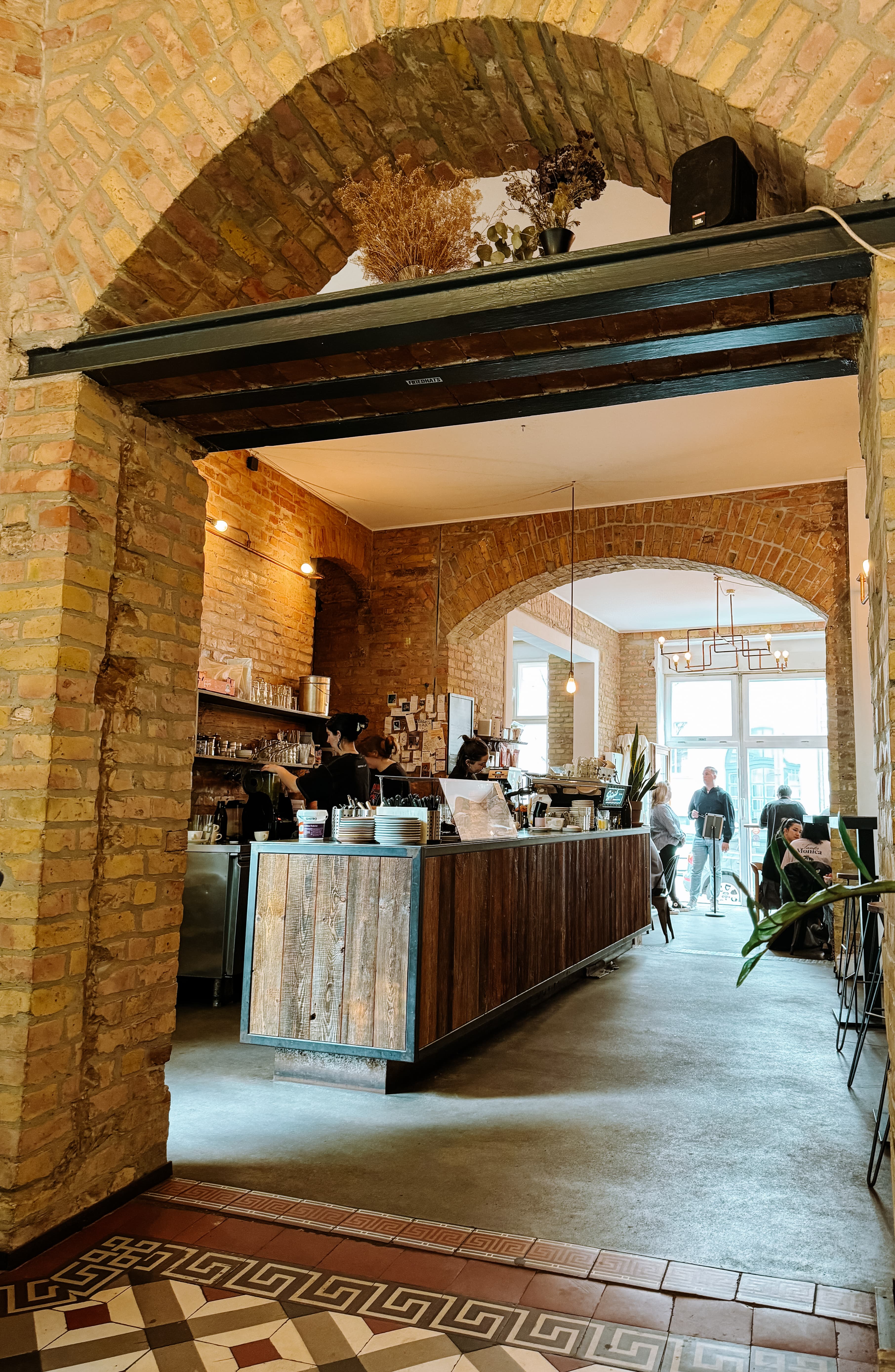 Breakfast at Distrikt Coffee Berlin