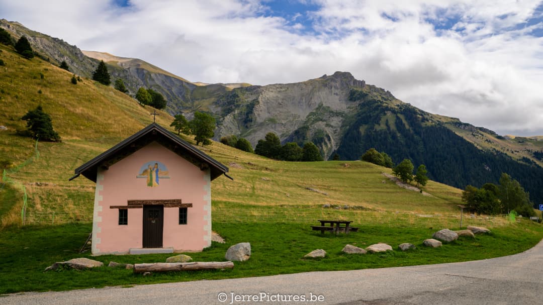 TAILORED FOR A SCENE FROM ‘HEIDI’ IN THE MOUNTAINS: COL DU CHAUSSY