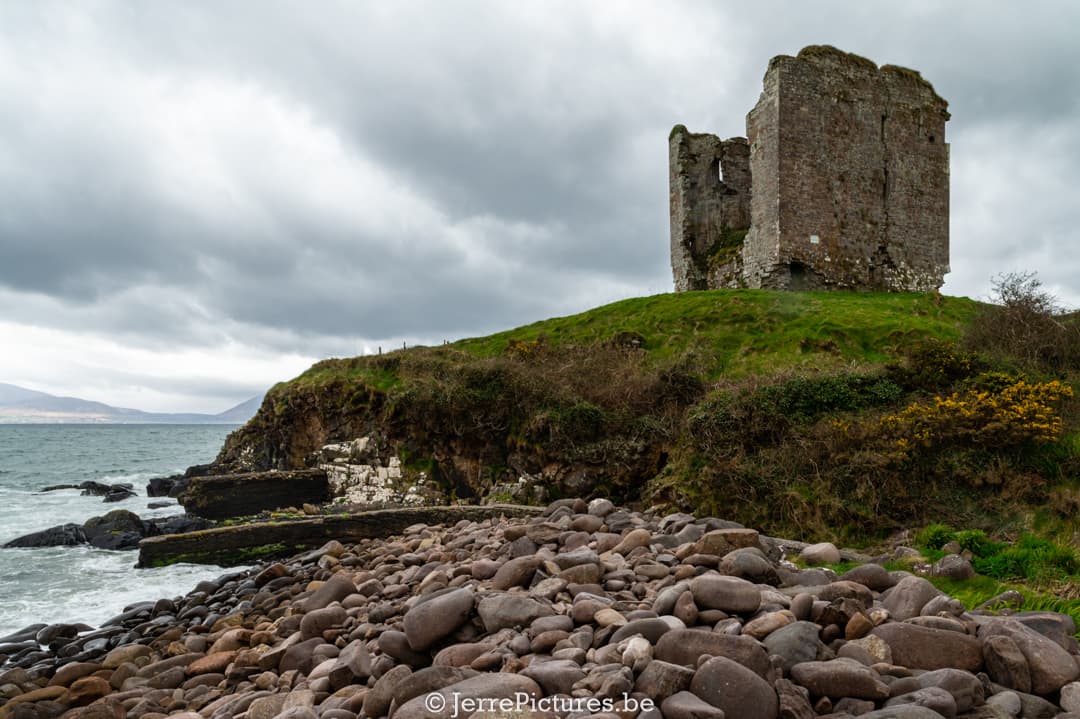 Château de Minard : Une tour du 16ème siècle avec une histoire dramatique