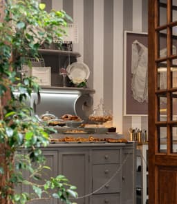 Souvenierzoektocht en gebak bij Le Patissier