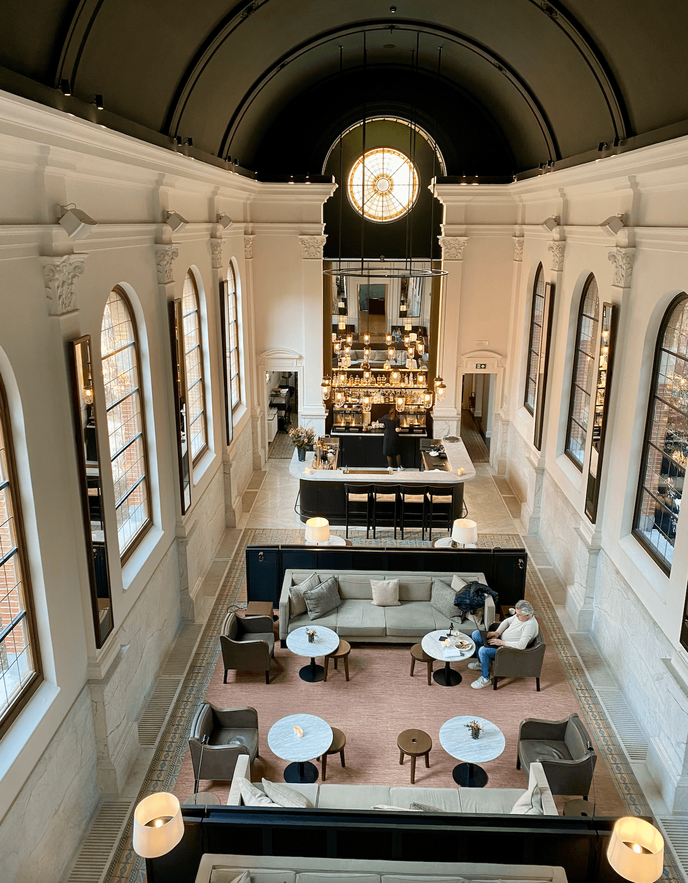 Luxe dineren en slapen bij August in Antwerpen