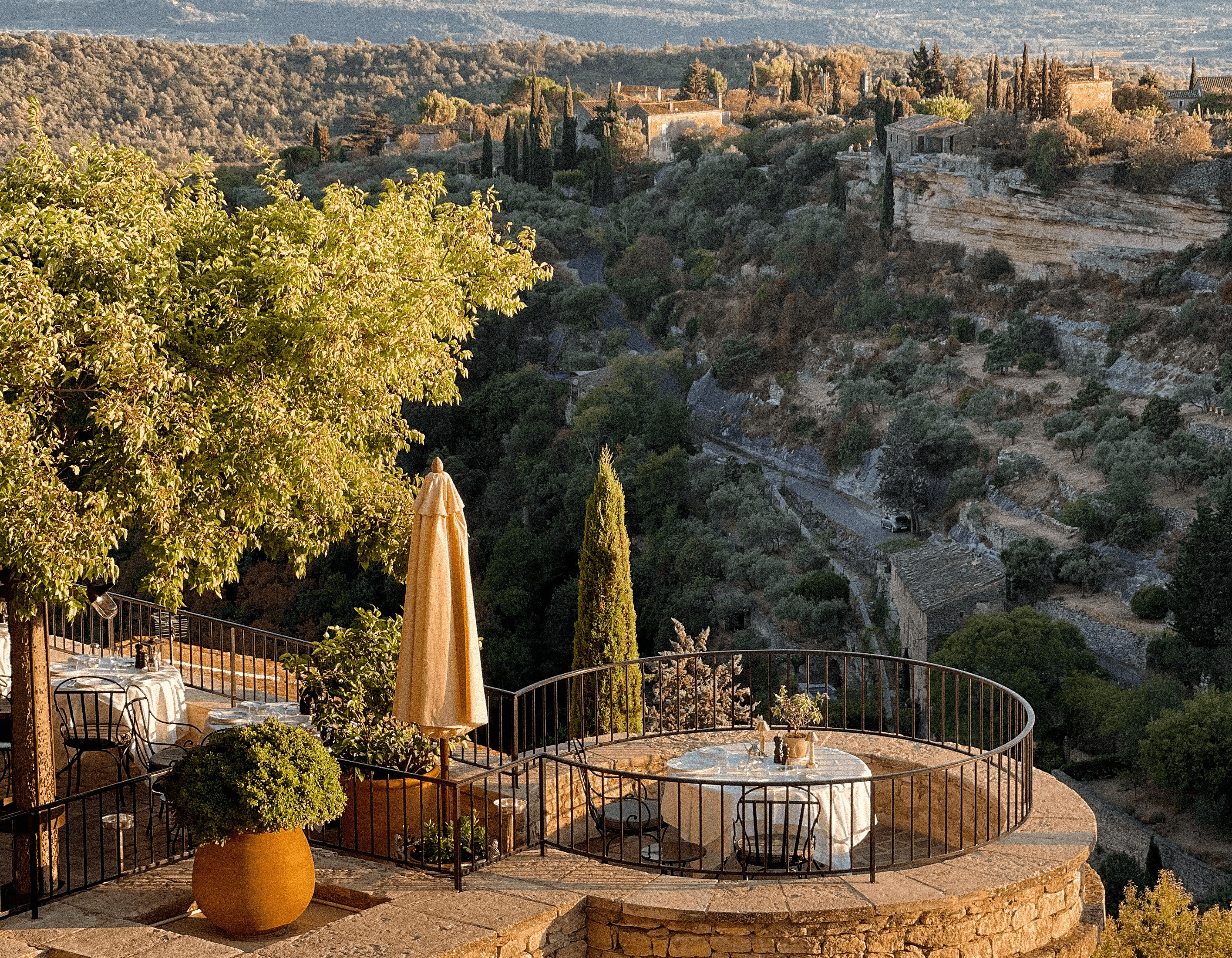 Low-budget camping trip to France for bon vivants